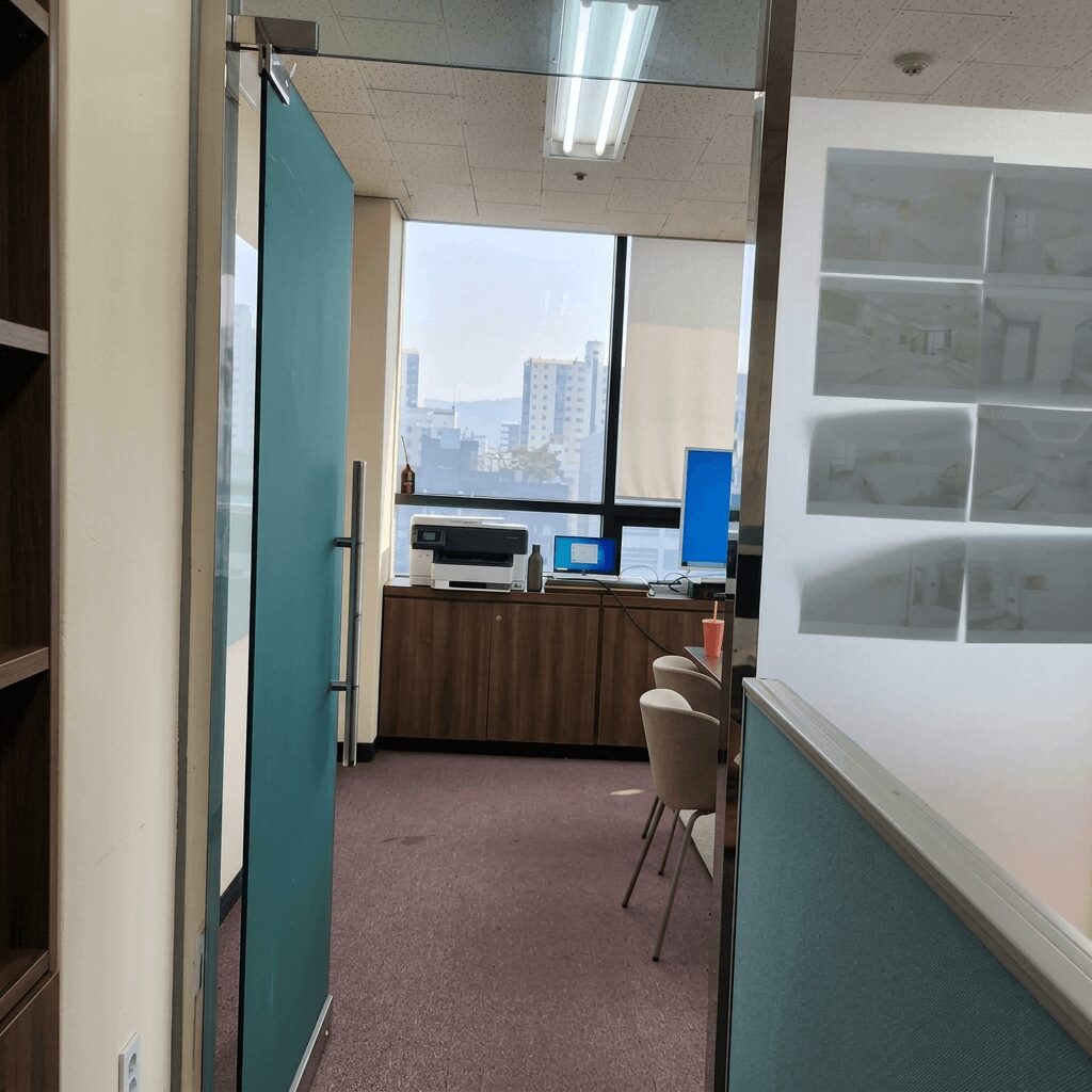 성남프린터렌탈 사무실 창가 HP 7720 설치